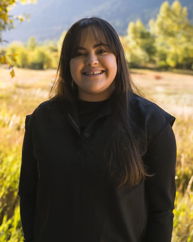 Fernanda Dental Assistant an invaluable asset and helps every patient feel comfortable and understand their treatment needs
